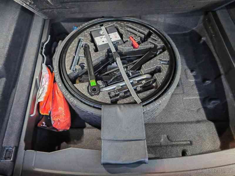 Volkswagen Touareg 3,0   TDi /ČR /rok 2022 /1.majitel - foto 8