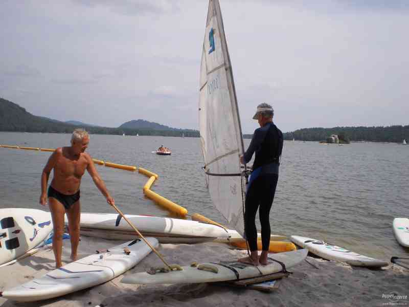 Máchovo jezero- Windsurfing - foto 3