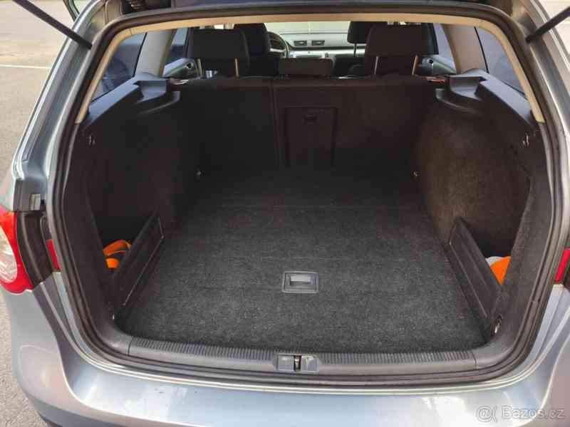 Volkswagen Passat 2,0   B6 - foto 9