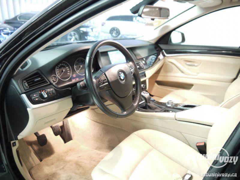 BMW Řada 5 2.0, nafta, r.v. 2011, navigace, kůže - foto 13