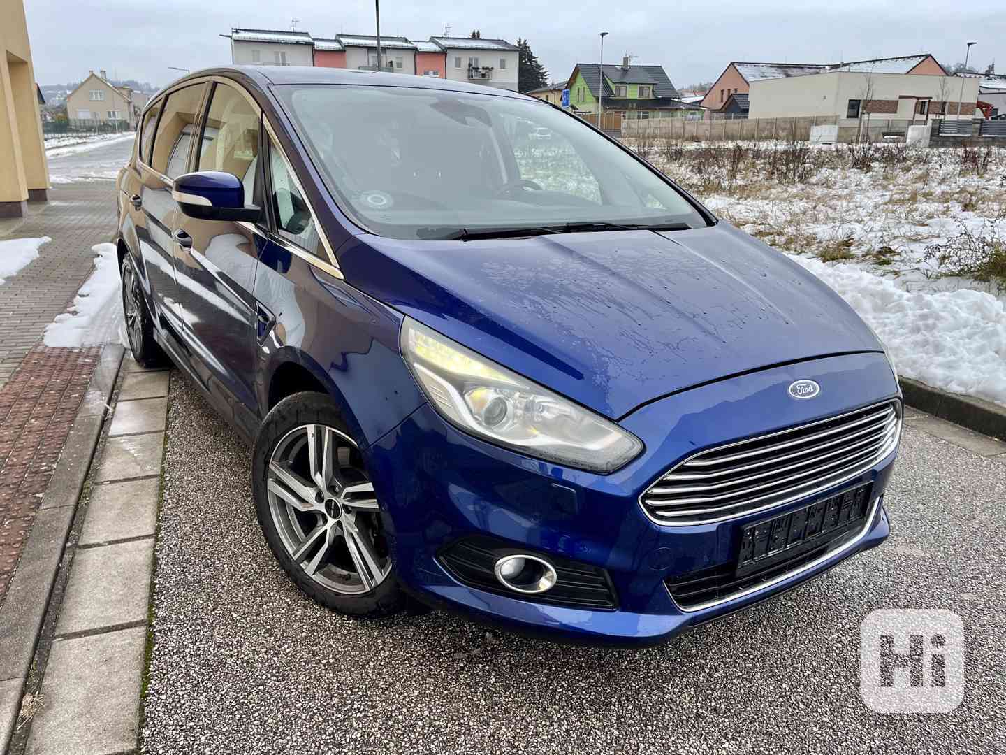 Ford S-Max 2.0TDCI , 4x4, 132kw, Led, 7míst, Titanium - foto 1