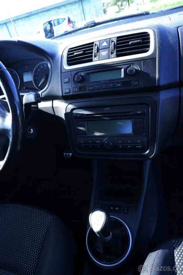 Škoda Roomster 1,4   MPI/63kw, Scout + Panorama - foto 17