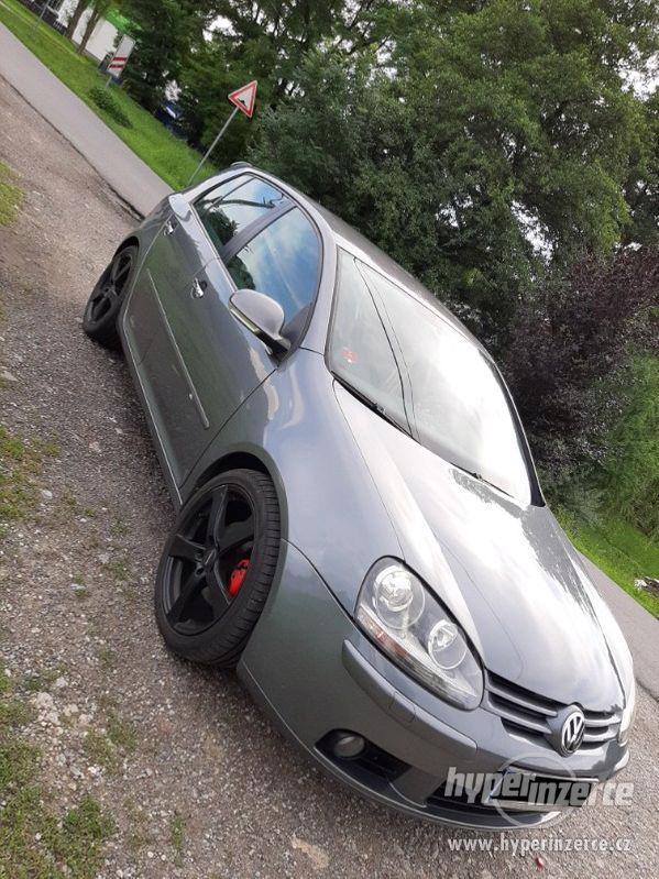 PRODÁM VW Golf V 2.0 TDI DSG 103KW PS 140/2005 r.v - foto 4