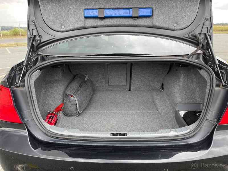 BMW Řada 3 E90 330i M-Paket	 - foto 8