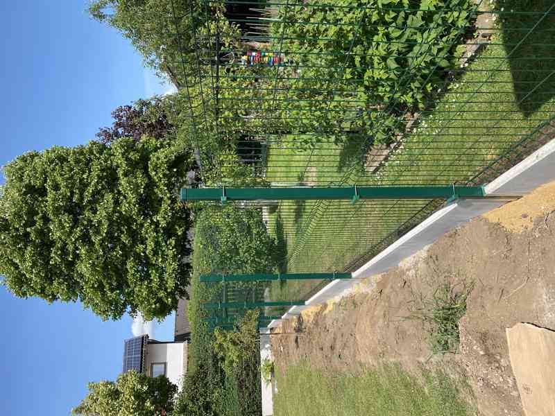 Prodej a montáž plotů 3D 2D Pletivové Betonové - foto 5