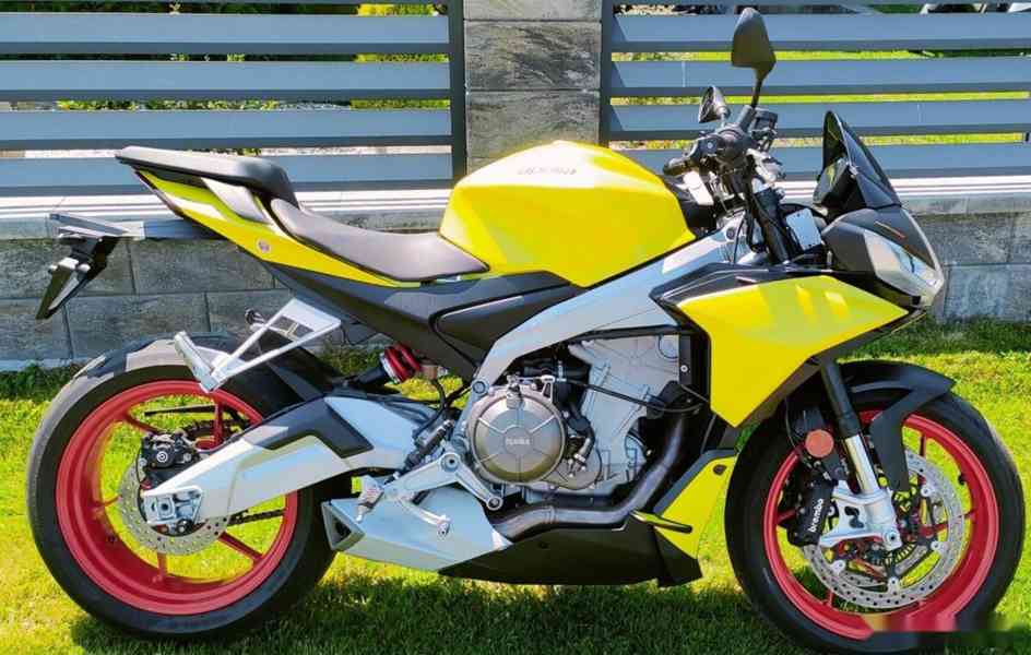 Aprilia Tuono 660 - 35 KW - foto 6