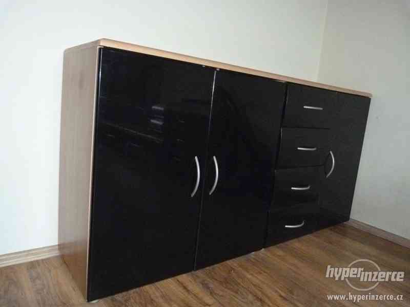 Moderní obývací stěna DECODOM - foto 3