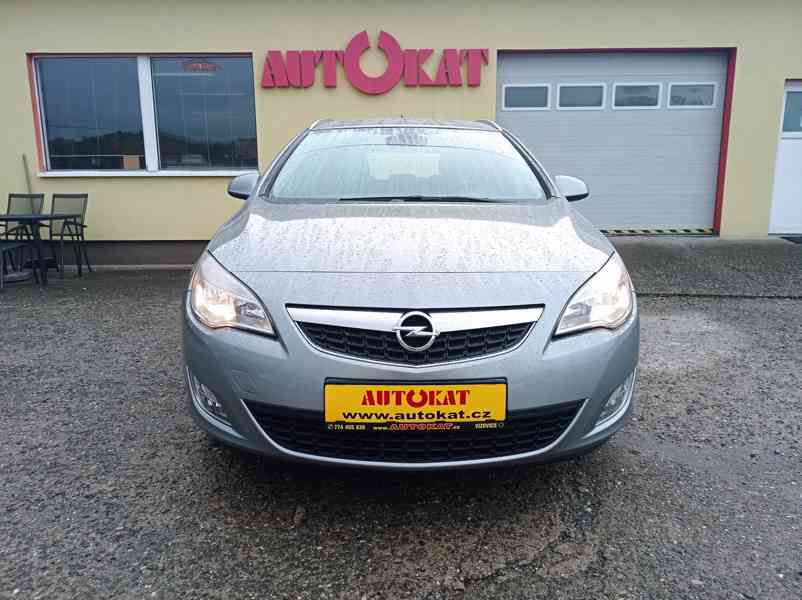 Opel Astra 1.7 CDTi Tempomat/1Maj - foto 8