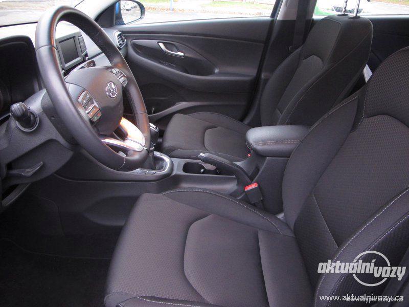 Hyundai i30 Fastback 1.0 T-GDI 88kW 1.0, benzín, r.v. 2018 - foto 3