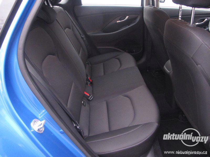 Hyundai i30 Fastback 1.0 T-GDI 88kW 1.0, benzín, r.v. 2018 - foto 4