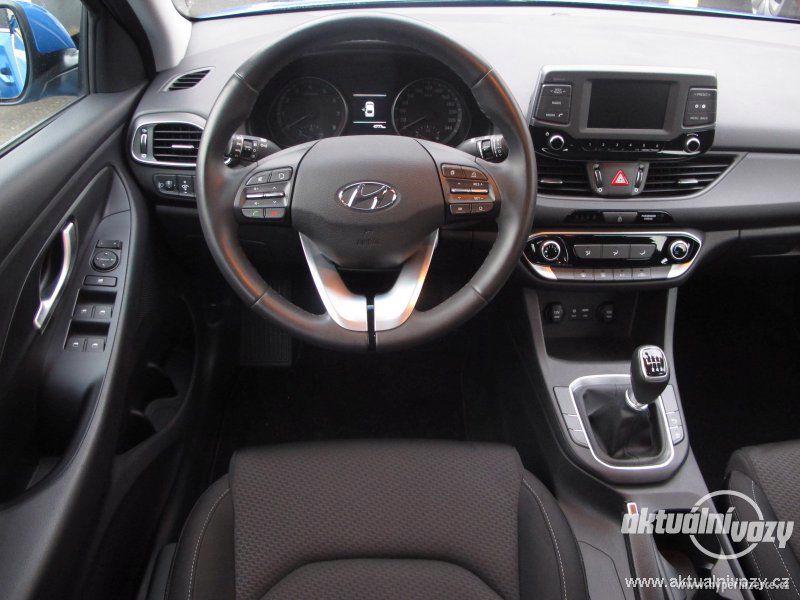 Hyundai i30 Fastback 1.0 T-GDI 88kW 1.0, benzín, r.v. 2018 - foto 9