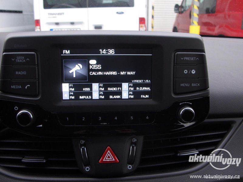 Hyundai i30 Fastback 1.0 T-GDI 88kW 1.0, benzín, r.v. 2018 - foto 10