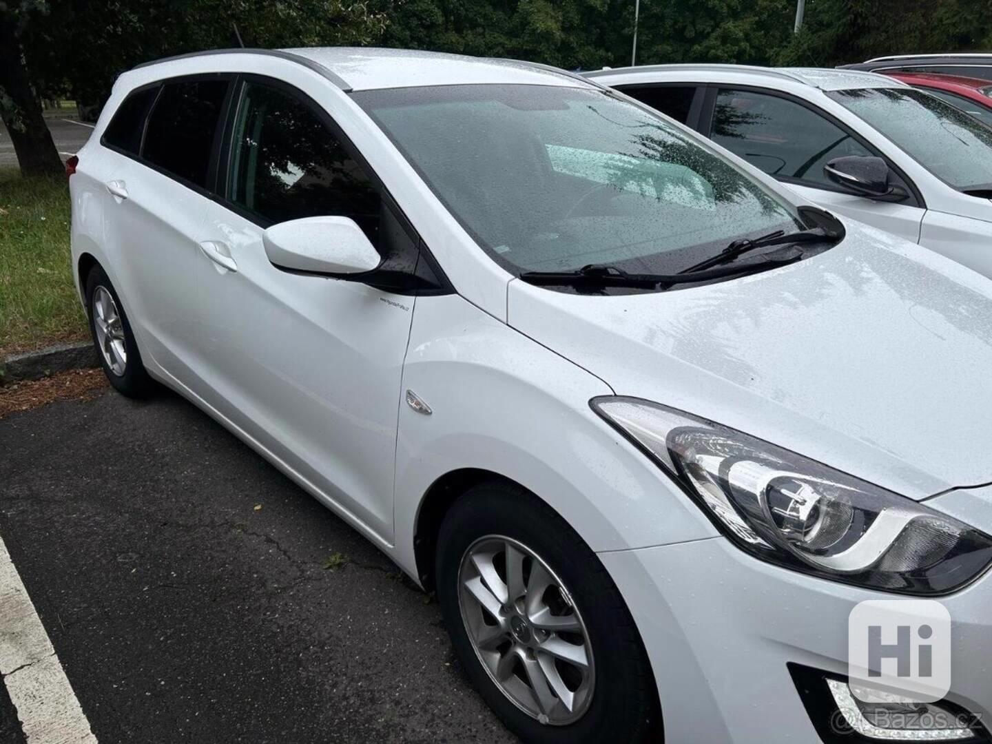 Hyundai i30 1,6   (88 kW), 2015 - nová STK 07/27 - foto 1