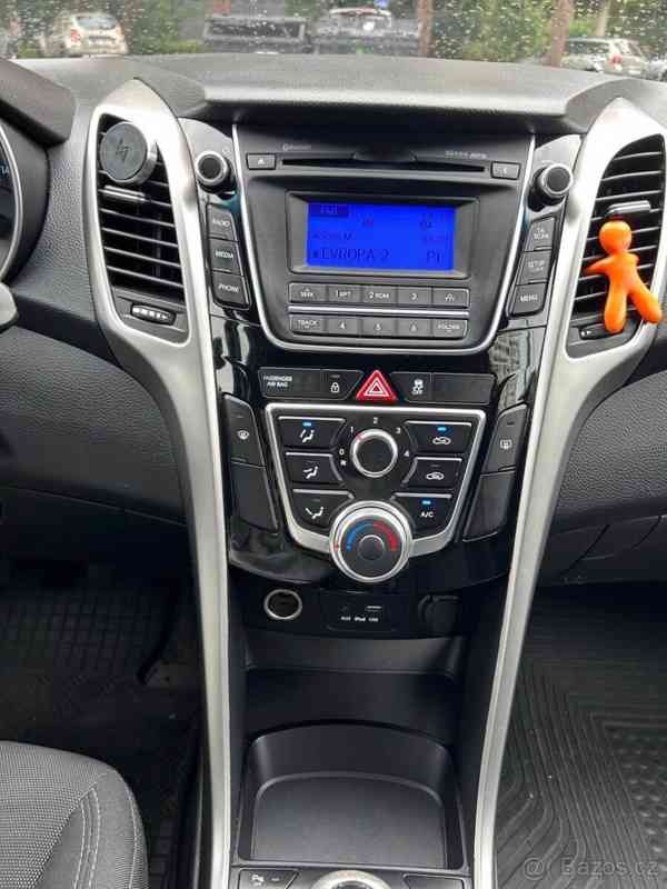 Hyundai i30 1,6   (88 kW), 2015 - nová STK 07/27 - foto 3