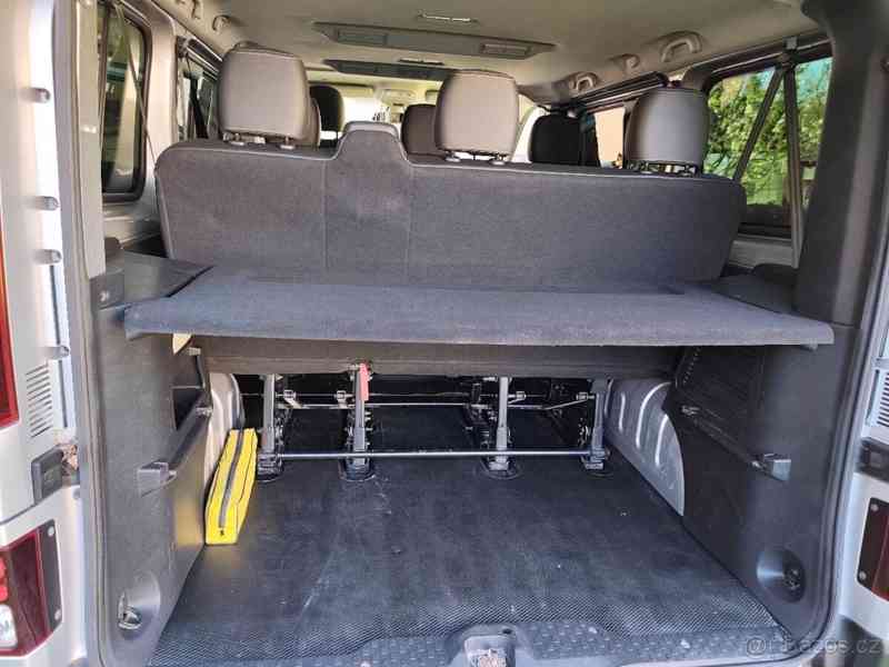 Renault Trafic 1,6   dCi, 92kW, 8 míst - foto 14