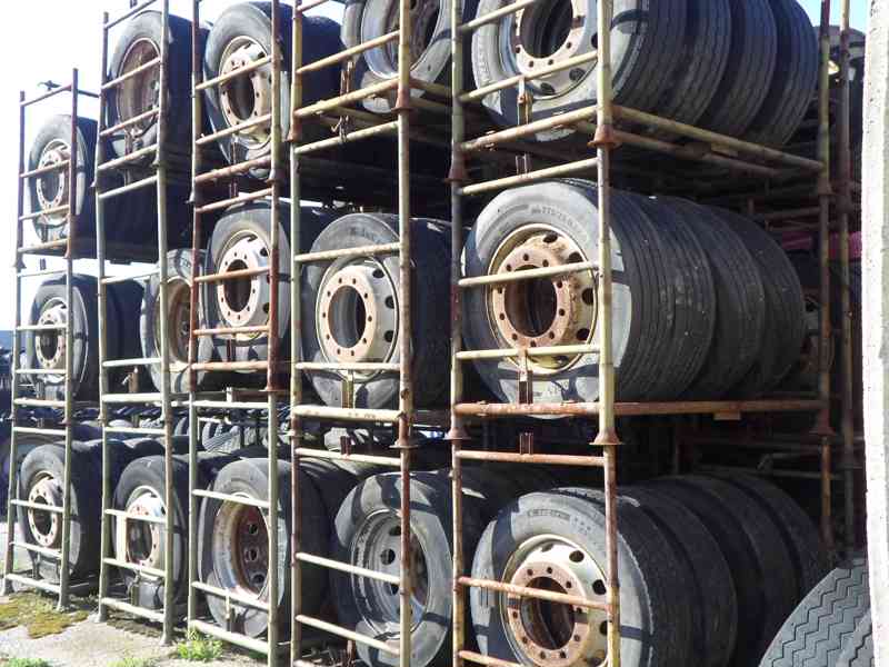 pneumatiky 175/70R 22.5 - foto 6