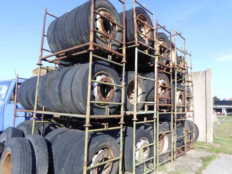 pneumatiky 175/70R 22.5 - foto 4