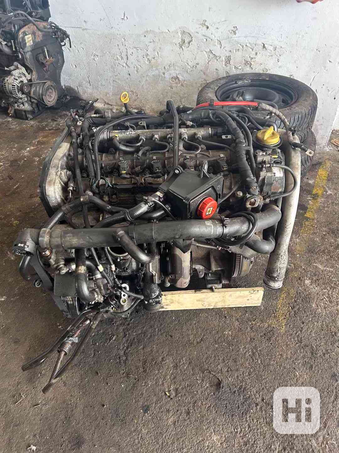Motor 2,4JTD 147KW 939A3000 Alfa Romeo prodám komp - foto 1