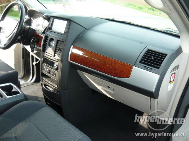 Chrysler Grand Voyager 2,8 CRDi SWEE GO DVD 2009 - foto 10