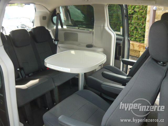 Chrysler Grand Voyager 2,8 CRDi SWEE GO DVD 2009 - foto 13