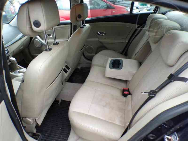 Renault Fluence 1,5 dCi AUTOMAT - foto 8