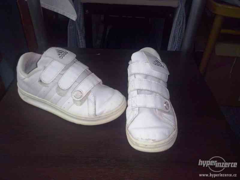 Adidas bílé botky - foto 1