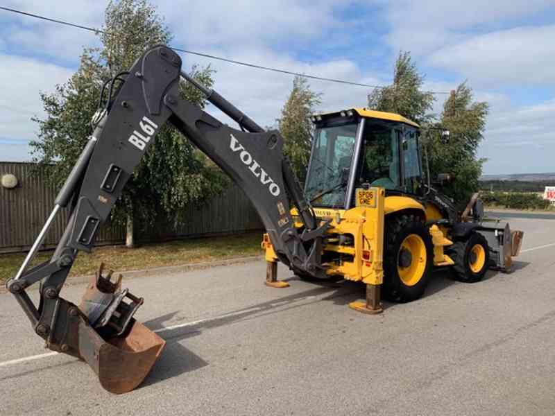 Traktorbagr VOLVO BL61 - foto 3