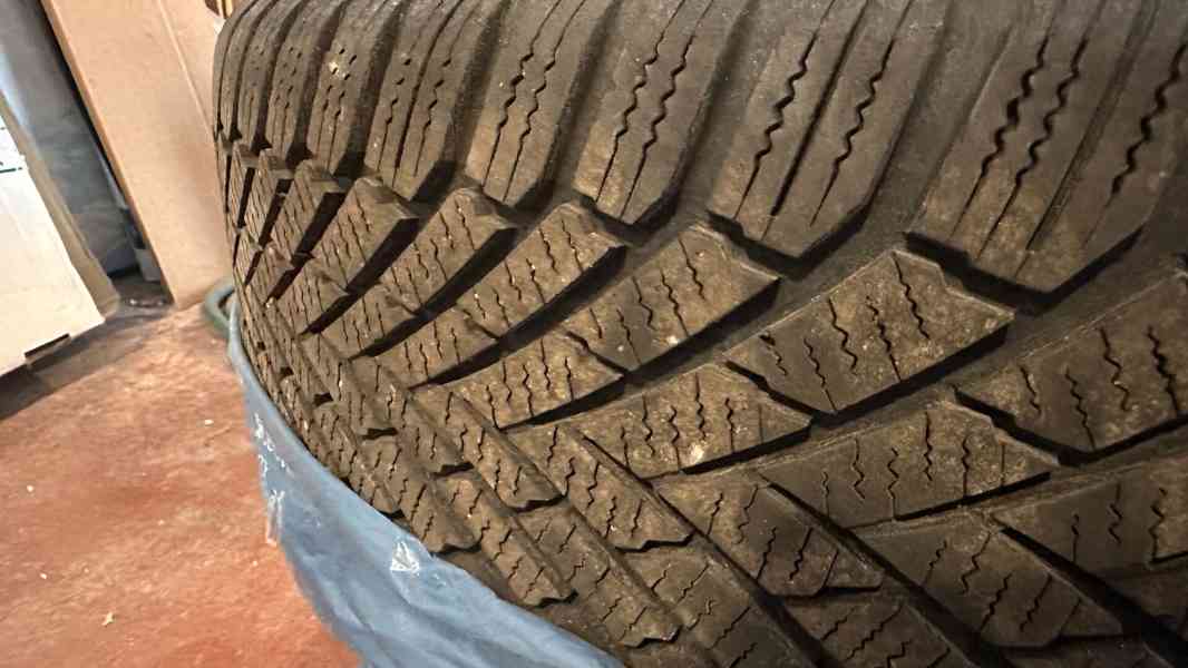 Kompletní sada zimní pneumatiky Continental TS860 195/65 R15 - foto 4