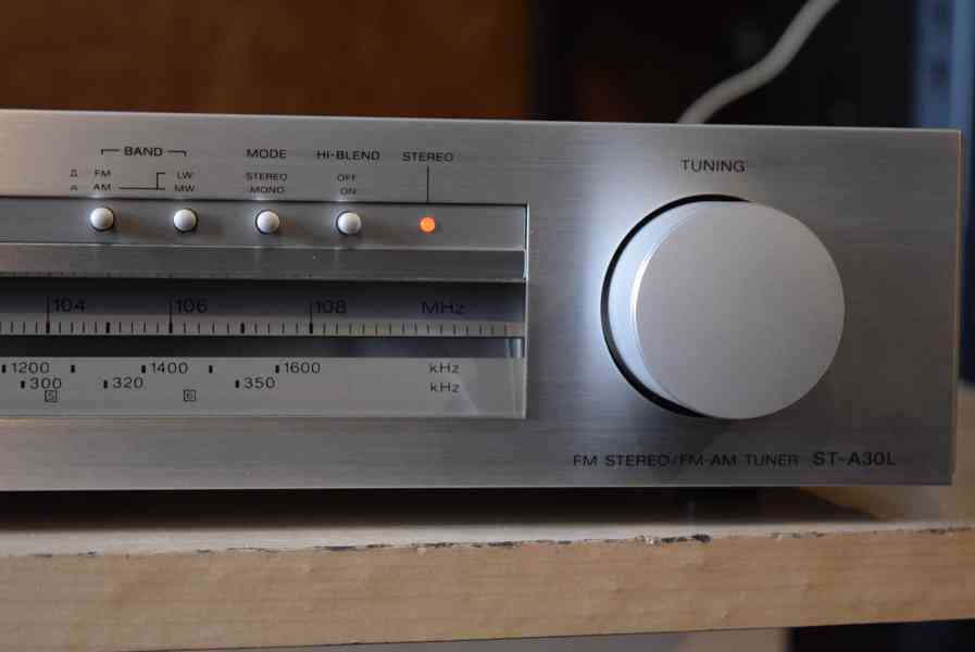 SONY ST-A30L VINTAGE STEREO TUNER !! - foto 4