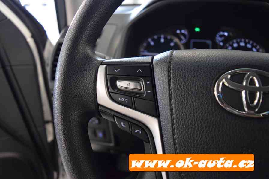 TOYOTA LAND CRUISER 2.8 D-4D LIFE 4x4 10/2018-DPH - foto 17