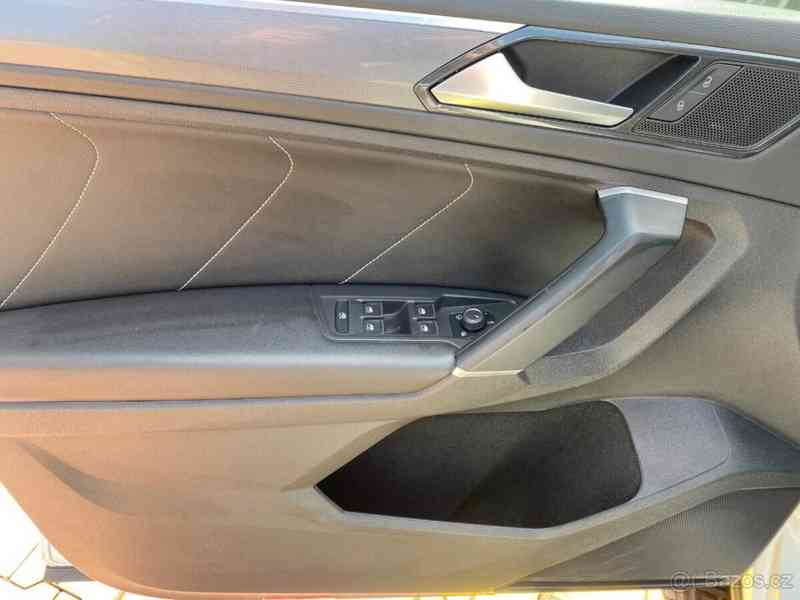 Volkswagen Tiguan 1,4 R-line TSI 4Motion 110kW - foto 11