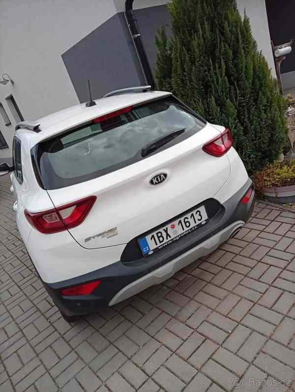 Kia Stonic 1,4   2018, 83 000 km, bílá - foto 6