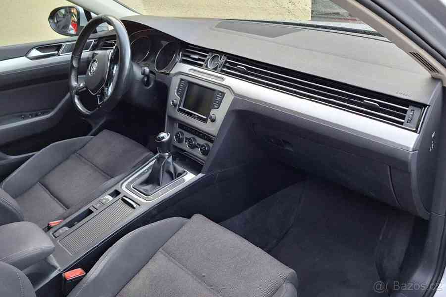 Volkswagen Passat 2,0   2.TDI, 110kW, výborný stav - foto 18