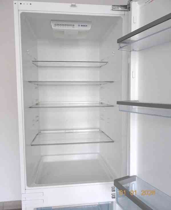 Kvalitní  kombinovaná  lednice  Bosch, tř. A+ - foto 3