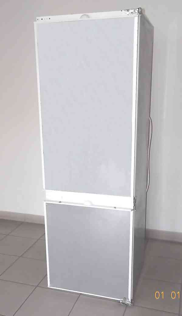 Kvalitní  kombinovaná  lednice  Bosch, tř. A+ - foto 5