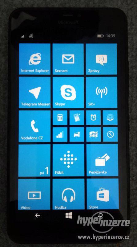 Microsoft Lumia 640 XL LTE (černá) - foto 1