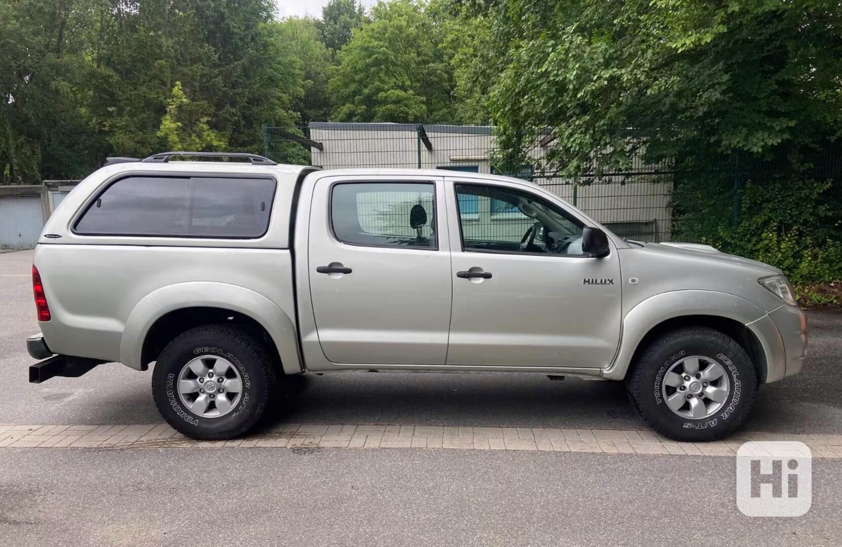 Toyota Hilux 2.5D4D 88kw - foto 1