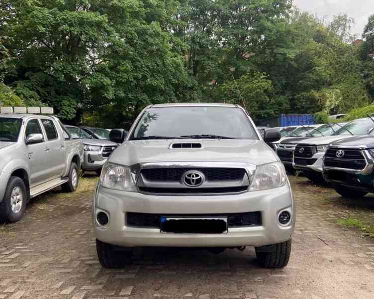 Toyota Hilux 2.5D4D 88kw - foto 13