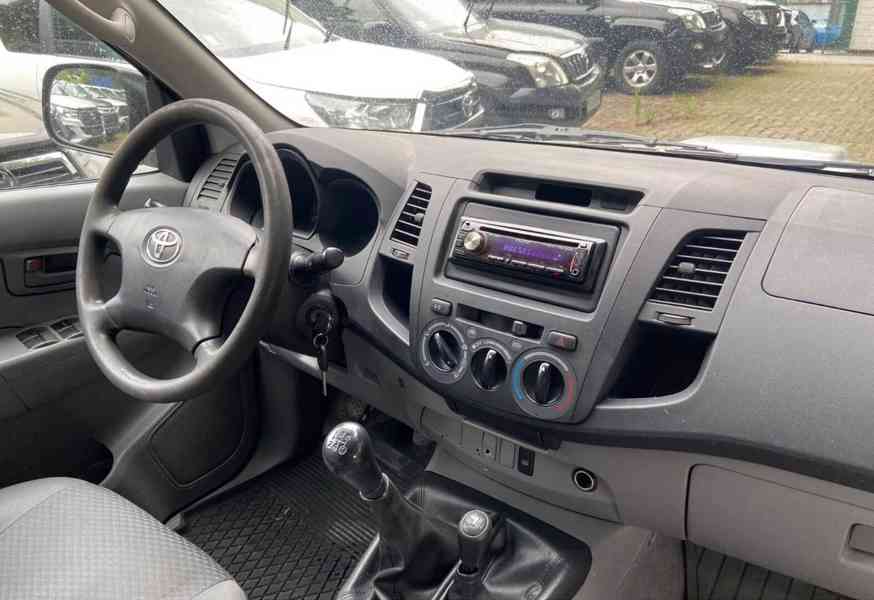 Toyota Hilux 2.5D4D 88kw - foto 10