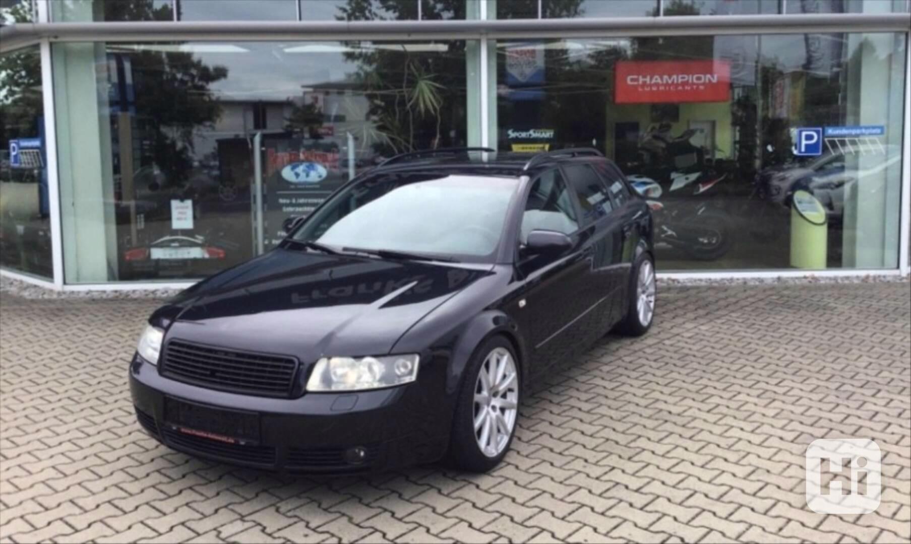 Audi A4 Avant 3,0   220 PS • Automat • Xenony - foto 1