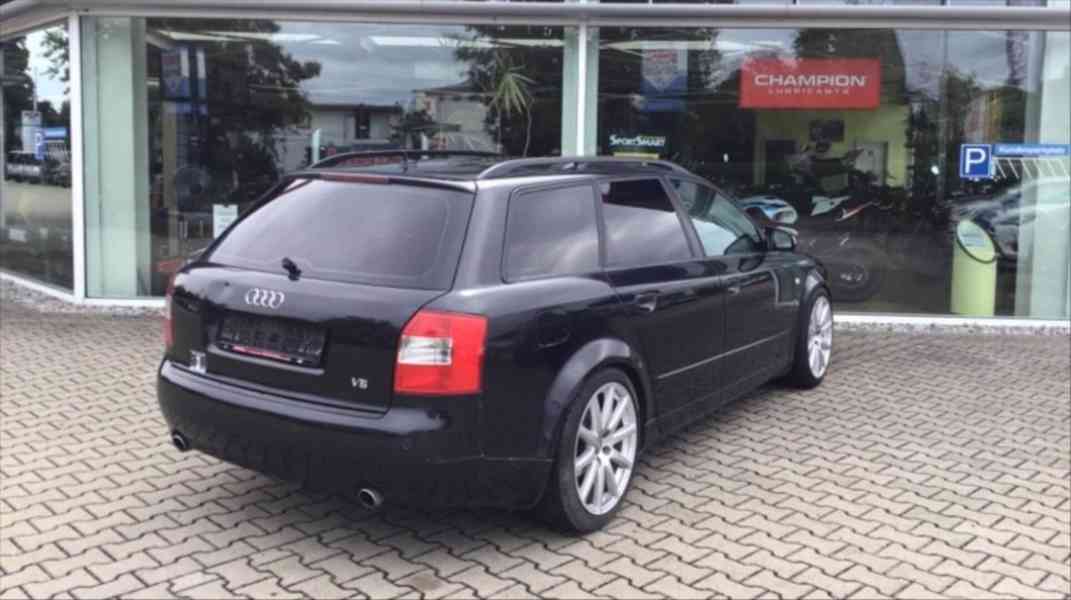 Audi A4 Avant 3,0 220 PS • Automat • Xenony - foto 2
