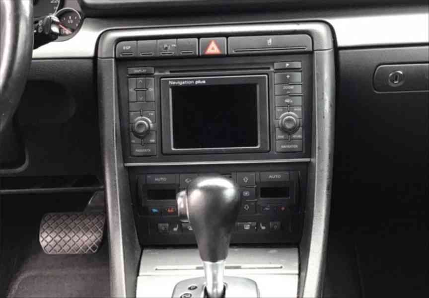 Audi A4 Avant 3,0 220 PS • Automat • Xenony - foto 7