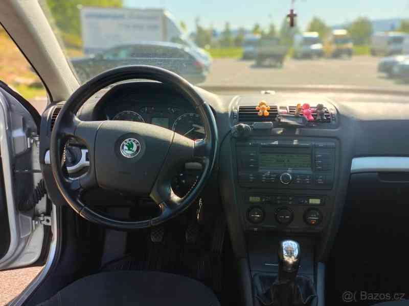 Škoda Octavia 2,0   2.0 TDI - foto 8