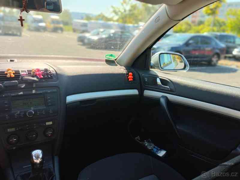 Škoda Octavia 2,0   2.0 TDI - foto 5