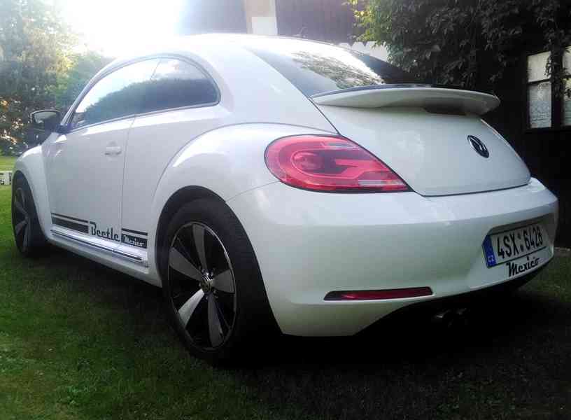VW Beetle, automat, 2.5i, 125kw, 2013 - foto 5