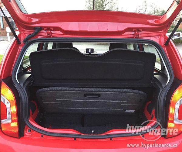 VW Up! 1,0 60 Move Up! BMT 2014 km 100000 Červené ABS airbag - foto 4
