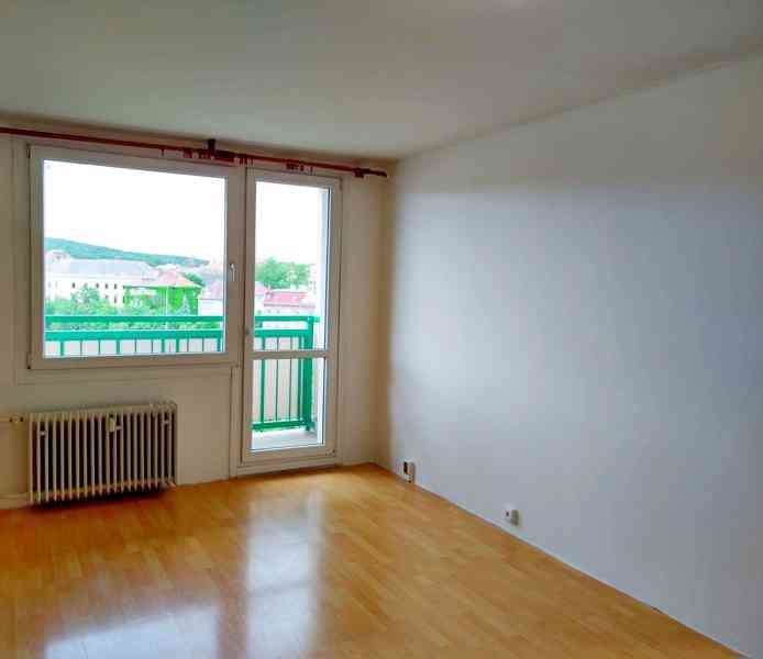 Prodej bytu 2kk, 40 m2, v osobním vlastnictví, ul.Trnovanská - foto 4