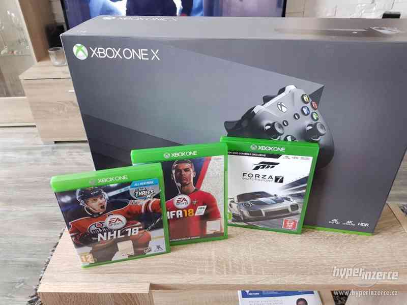 Xbox One X - foto 1