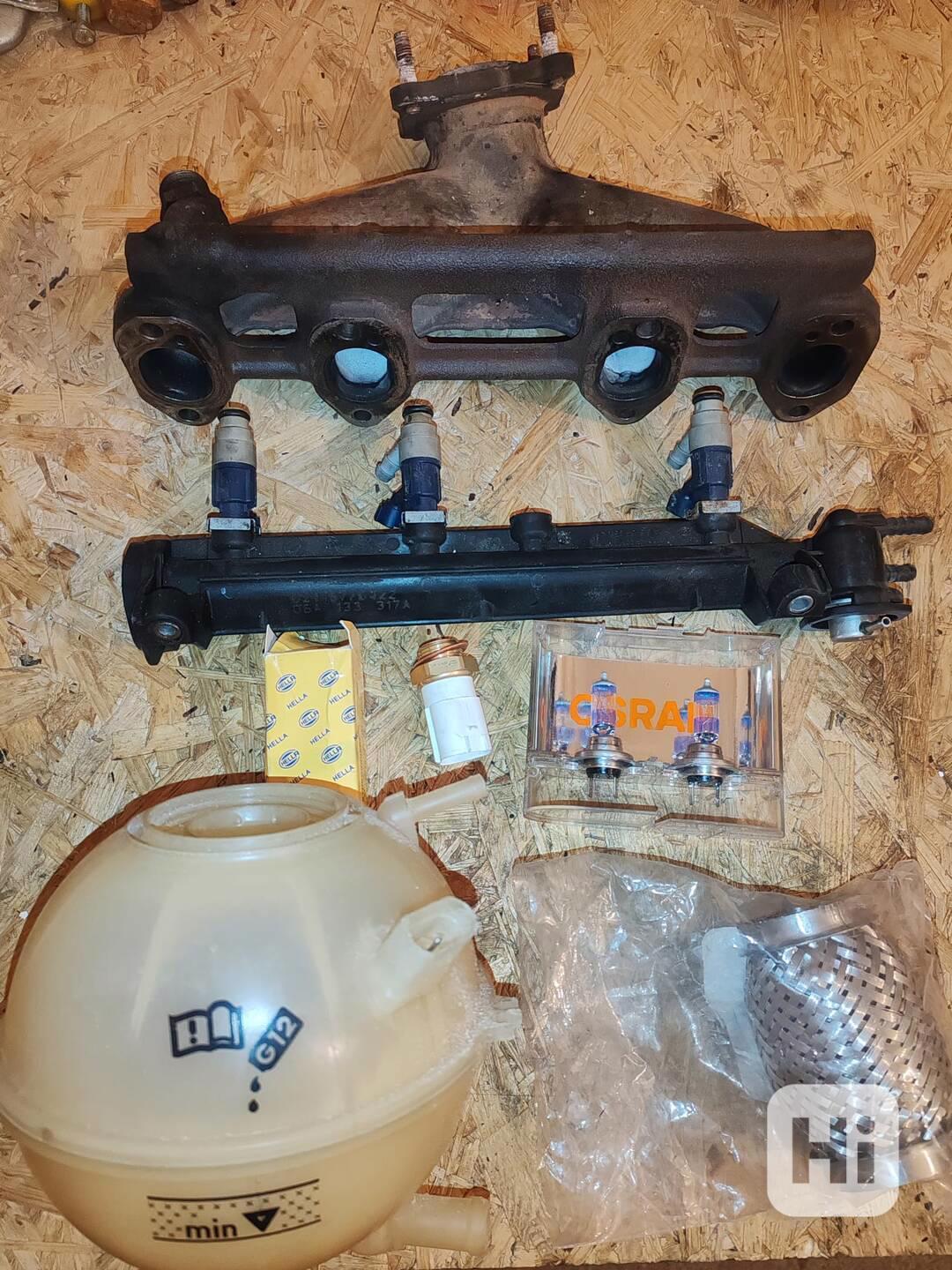 Škoda Octavia 1 díly - foto 1