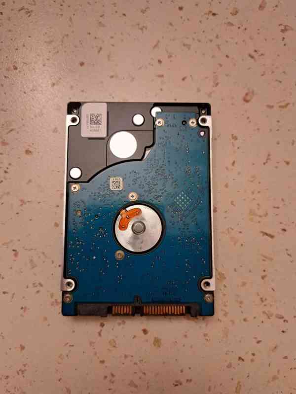 SSHD HDD 1000 GB, SATA, 2,5“ Seagate.  - foto 3